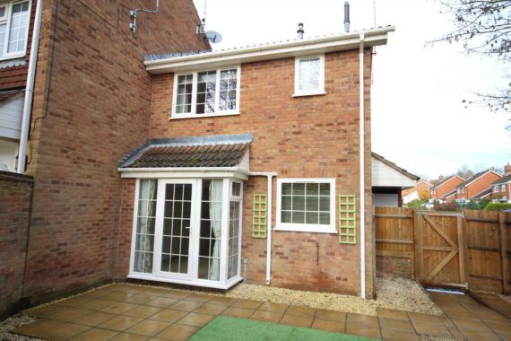 1&nbsp;Bedroom&nbsp;End of Ter...